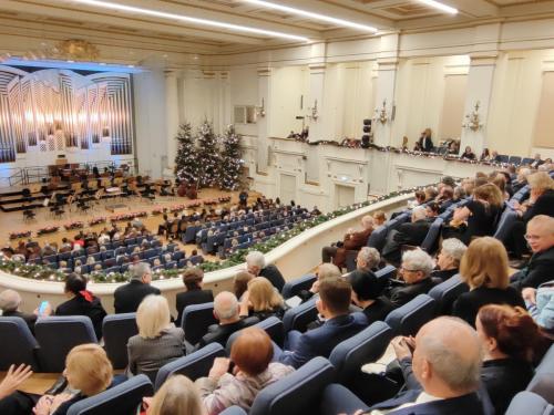 7. Spojrzenie z góry na scenę i widownię.